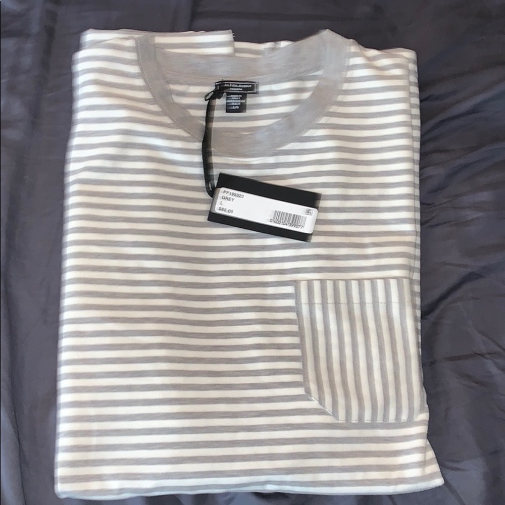 Saks Fifth Avenue Modern striped tee size L. NWT.